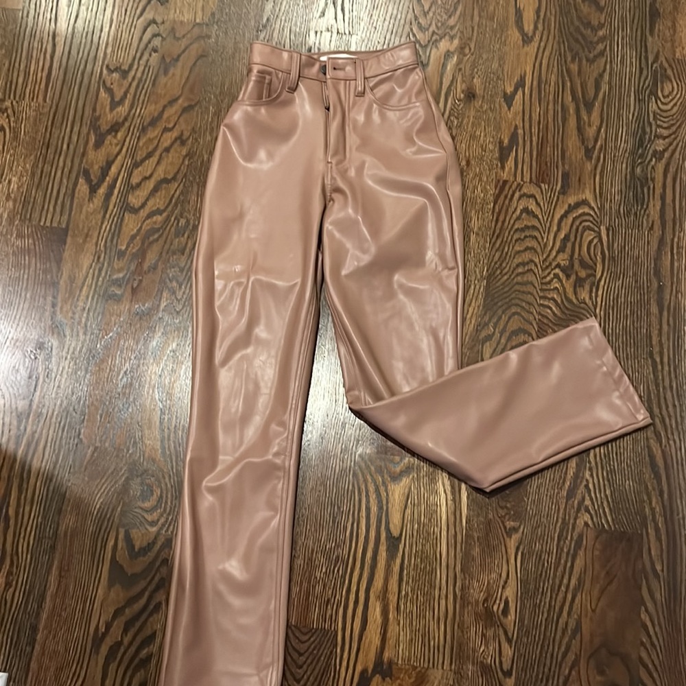Abercrombie Curve love vegan leather 90s straight pant
